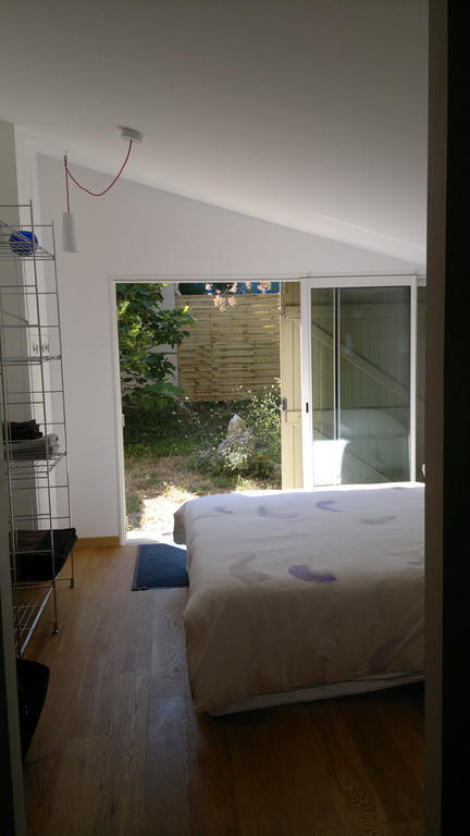 A L'Est D'Uzes Villa Saint-Siffret Room photo